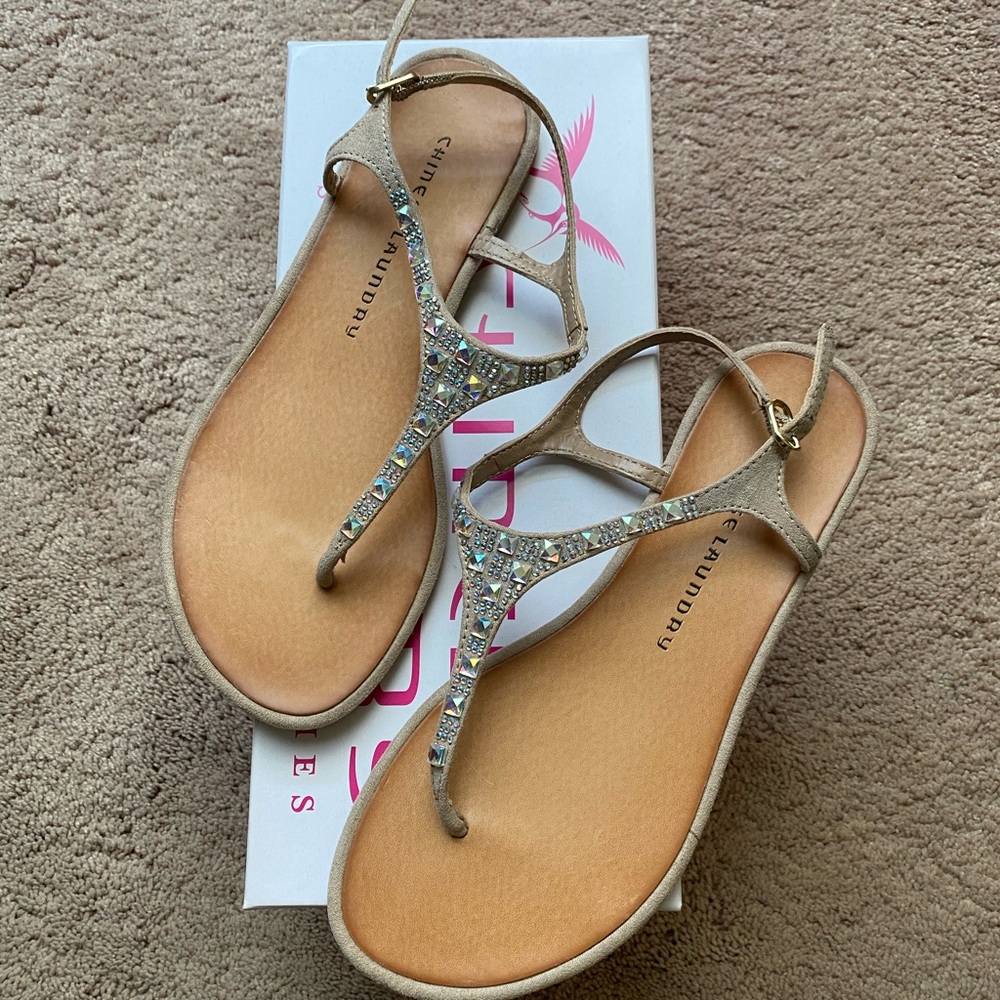 Chinese Laundry Sparkle Flat Sandals